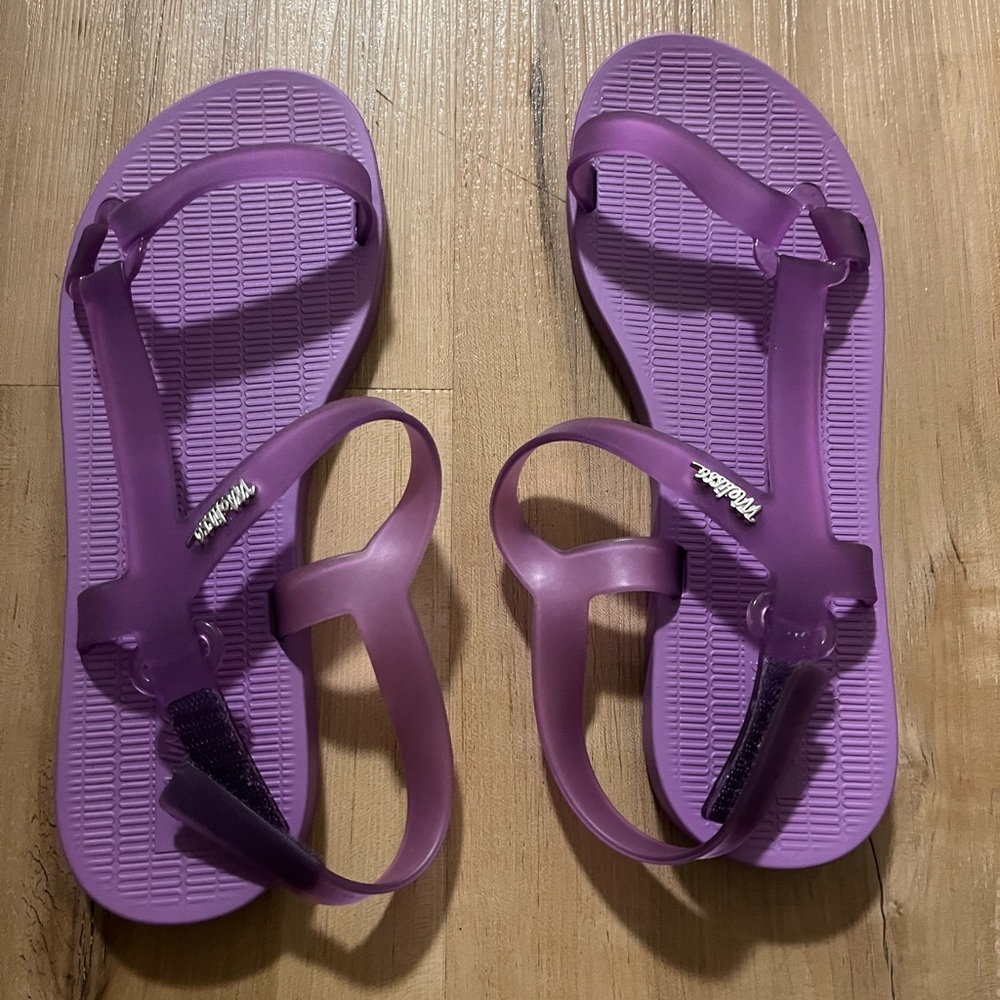 Melissa Sun Downtown Sandal in purple size 7